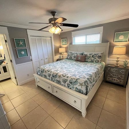 Stylish And Modern 2 Bedroom, 2 Bathroom. The Mermaid Suite. Fort Myers Beach Exteriér fotografie